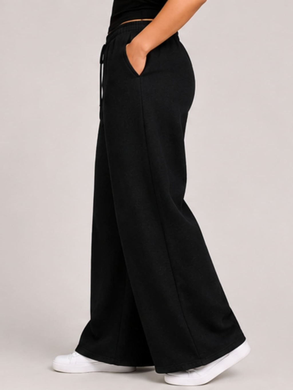 Women Black Solid Wide Leg Drawstring Palazzo Pants | BLAIS