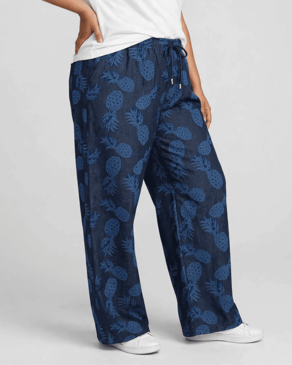Women Navy Blue Pineapple Printed Wide Denim Leg Pants with Elasticated Waist