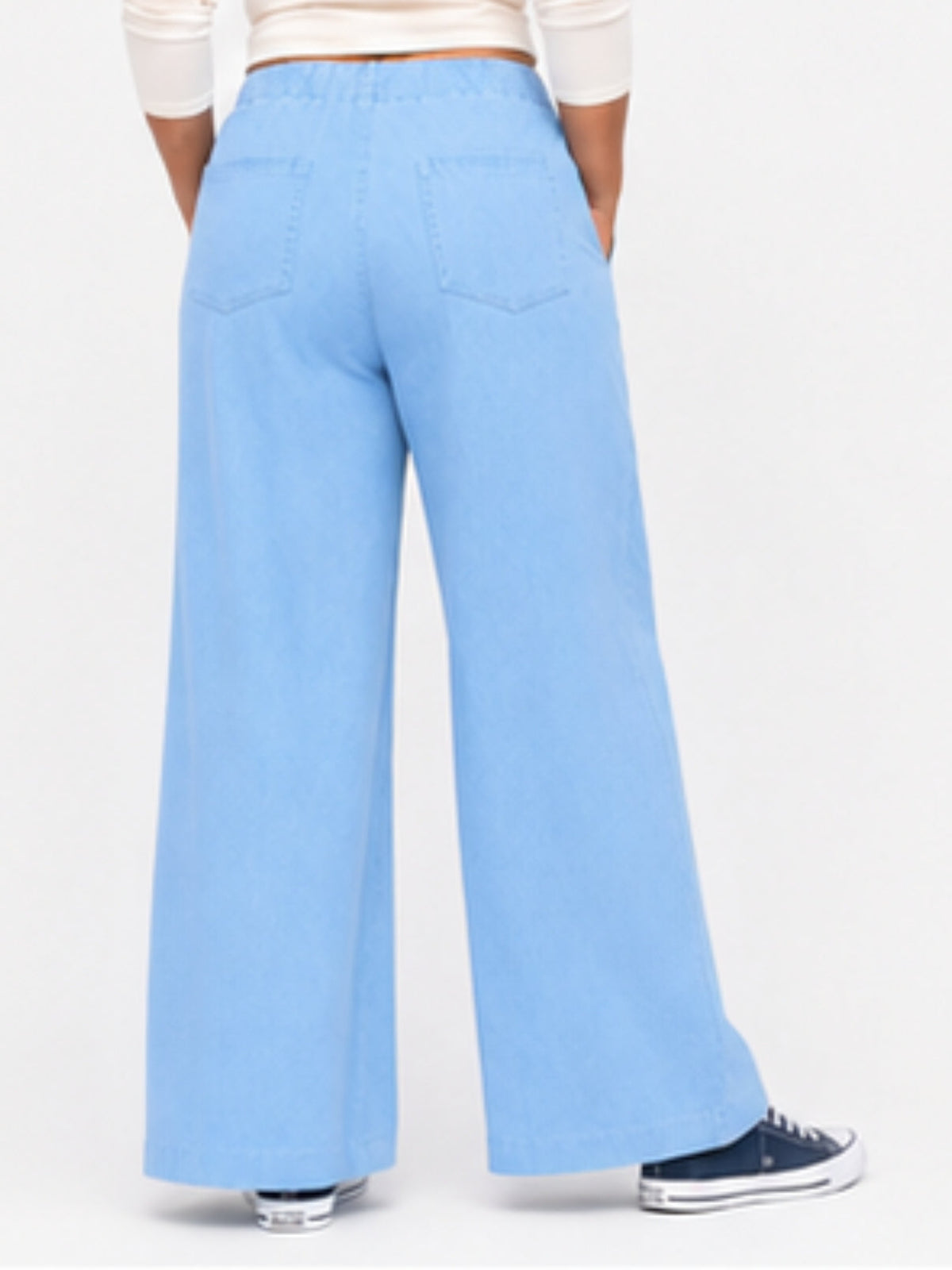 Women Sky Blue Solid Wide Leg Drawstring Palazzo Pants | PLATO
