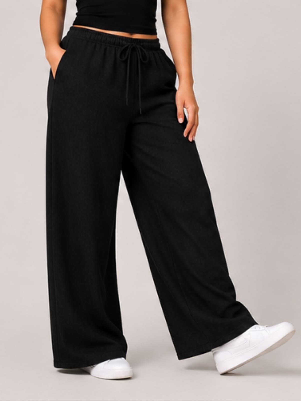 Women Black Solid Wide Leg Drawstring Palazzo Pants | BLAIS
