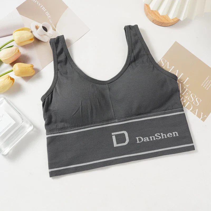 D-Shaped Women's Seamless Deep U-Shaped Back-Shaping Bra.