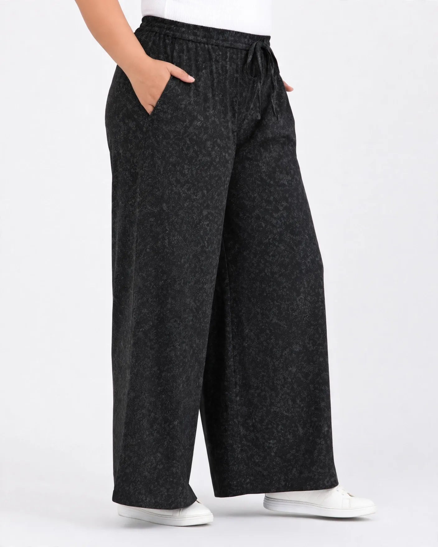 Women Black Solid Wide  Palazzo Pants | WFPP